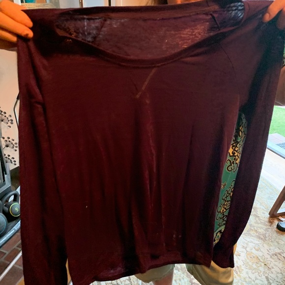 Purple workout top - Picture 2 of 2